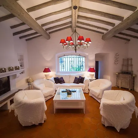 With Spa, Pool And View Of St Tropezs Gulf Villa *
