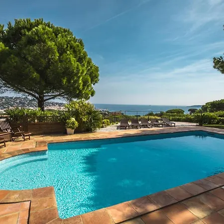 Villa With Spa, Pool And View Of St Tropezs Gulf Sainte-Maxime